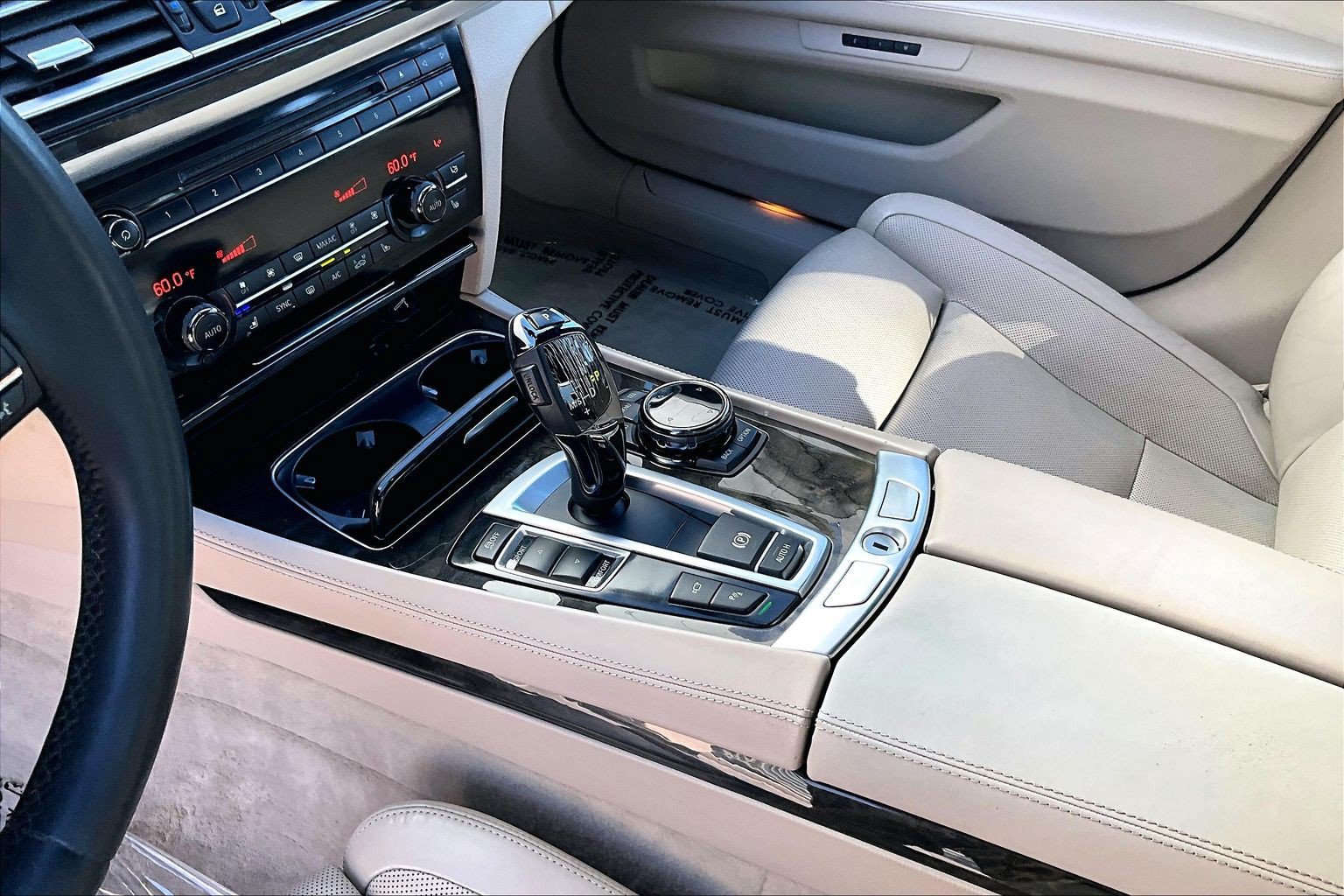 Used 2014 BMW 750i RWD image 17