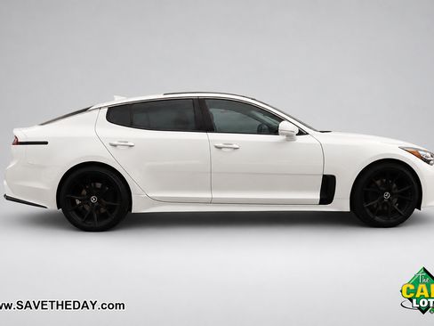 Used 2019 Kia Stinger Premium RWD image 9