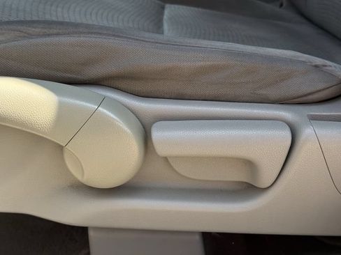 Used 2012 Honda CR-V EX image 25