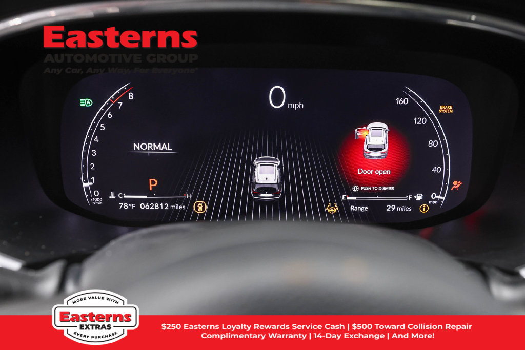 Used 2022 Acura MDX SH-AWD image 18
