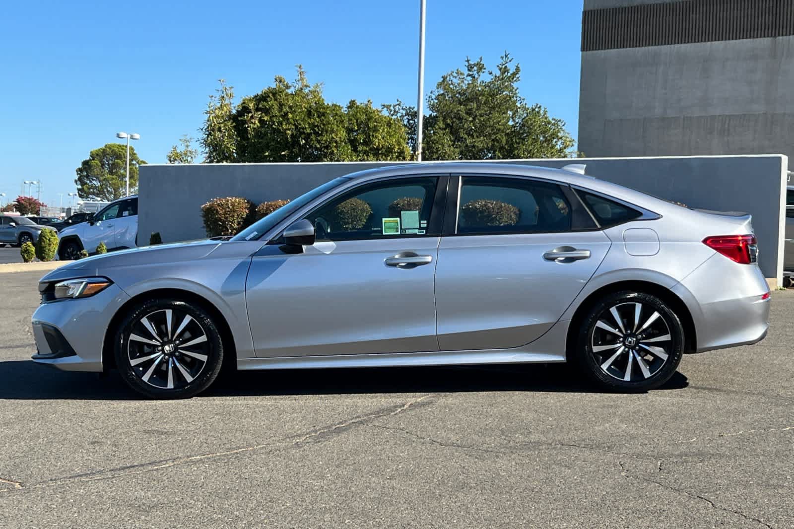 Used 2024 Honda Civic EX image 9
