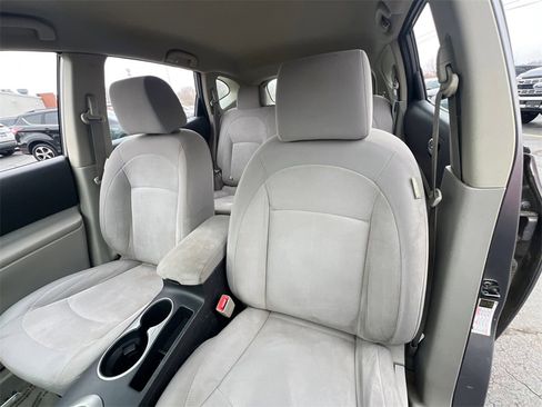 Used 2011 Nissan Rogue S image 20