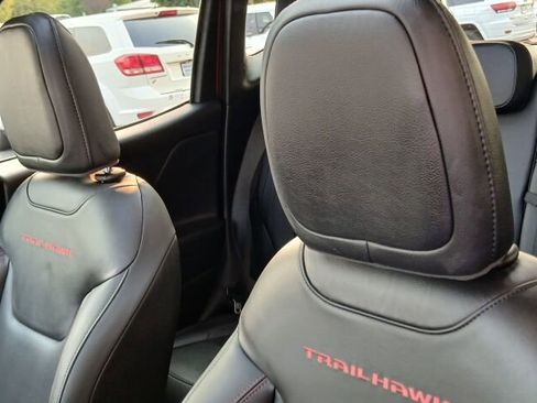 Used 2022 Jeep Renegade Trailhawk w/ Sun/Sound Group image 35
