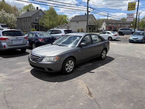 Used 2009 Hyundai Sonata GLS FWD image 2