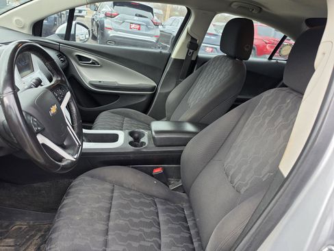 Used 2013 Chevrolet Volt w/ Comfort Package image 5