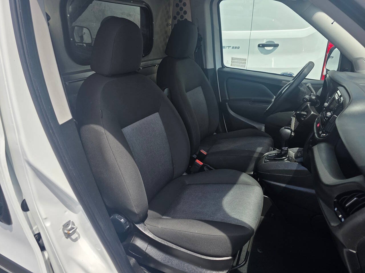 Used 2022 RAM ProMaster City Tradesman FWD image 10
