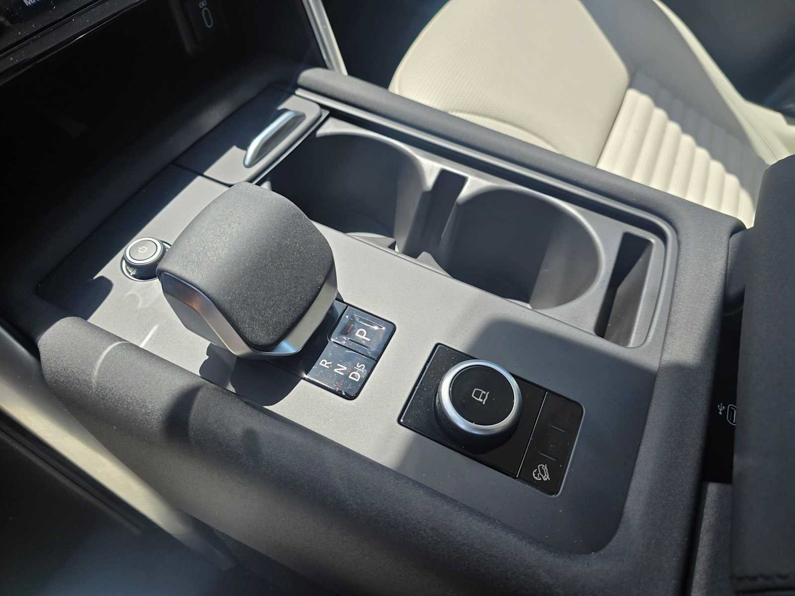 New 2026 Land Rover Discovery S AWD/4WD image 33