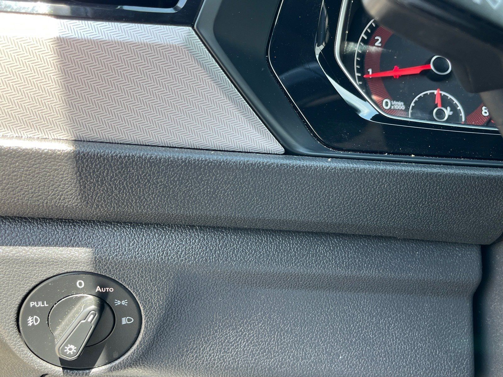 Used 2020 Volkswagen Jetta R-Line w/ R-Line Cold Weather Package FWD image 30