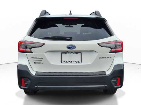 Certified 2021 Subaru Outback Limited AWD/4WD image 5