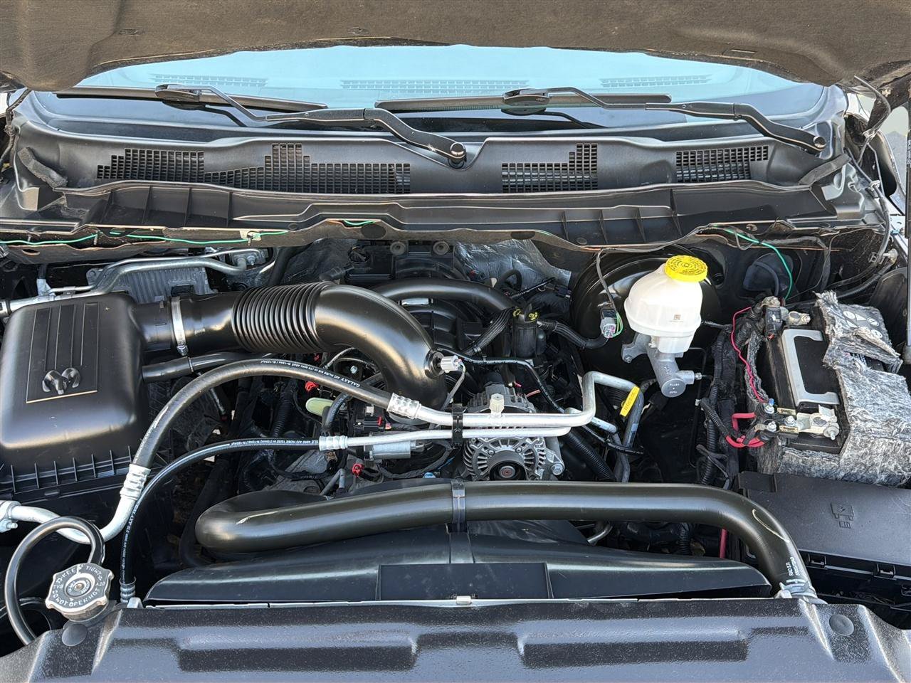 Used 2020 RAM 1500 Express w/ Express Value Package AWD/4WD image 24