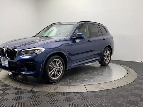 Used 2021 BMW X3 xDrive30e w/ M Sport Package AWD/4WD image 3