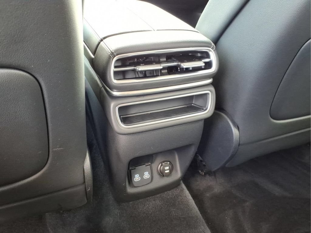 Used 2025 Genesis GV80 2.5T Standard AWD/4WD image 11