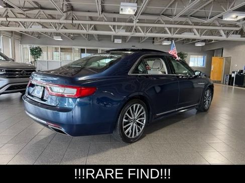 Used 2017 Lincoln Continental Select w/ Climate Package AWD/4WD image 9