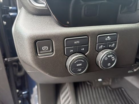 Certified 2022 Chevrolet Silverado 1500 LT image 21