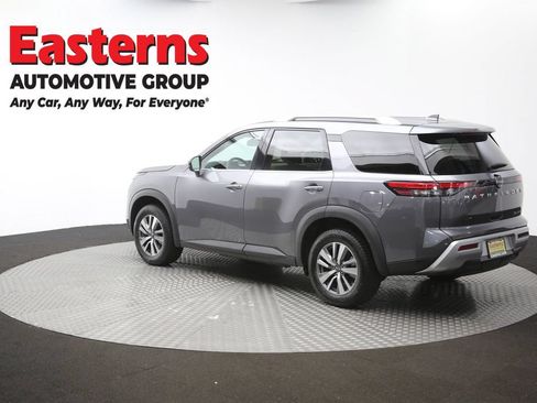 Used 2022 Nissan Pathfinder SL AWD/4WD image 64