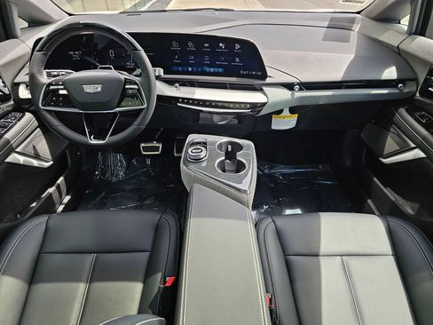 New 2026 Cadillac Optiq Sport 1 AWD/4WD image 17
