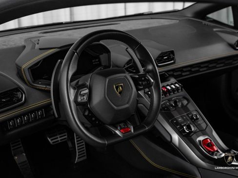 Used 2019 Lamborghini Huracan LP 580-2 image 26