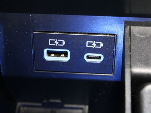 Used 2023 Toyota Tundra Platinum w/ Advanced Package image 56