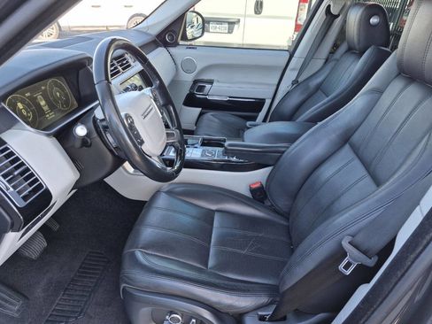 Used 2017 Land Rover Range Rover HSE AWD/4WD image 13