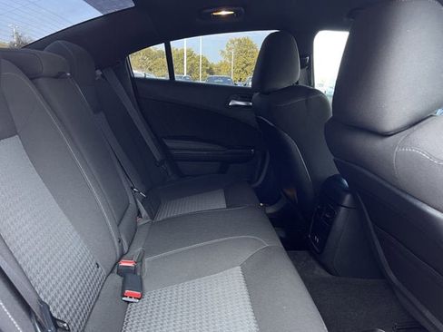 Used 2022 Dodge Charger R/T w/ Blacktop Package image 33