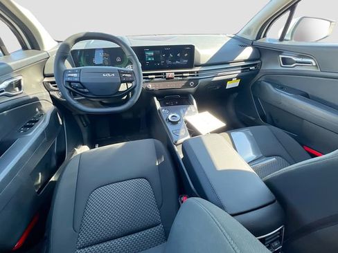 New 2026 Kia Sportage LX image 21