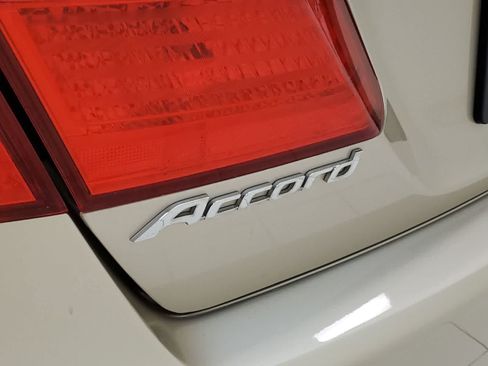 Used 2014 Honda Accord LX image 19