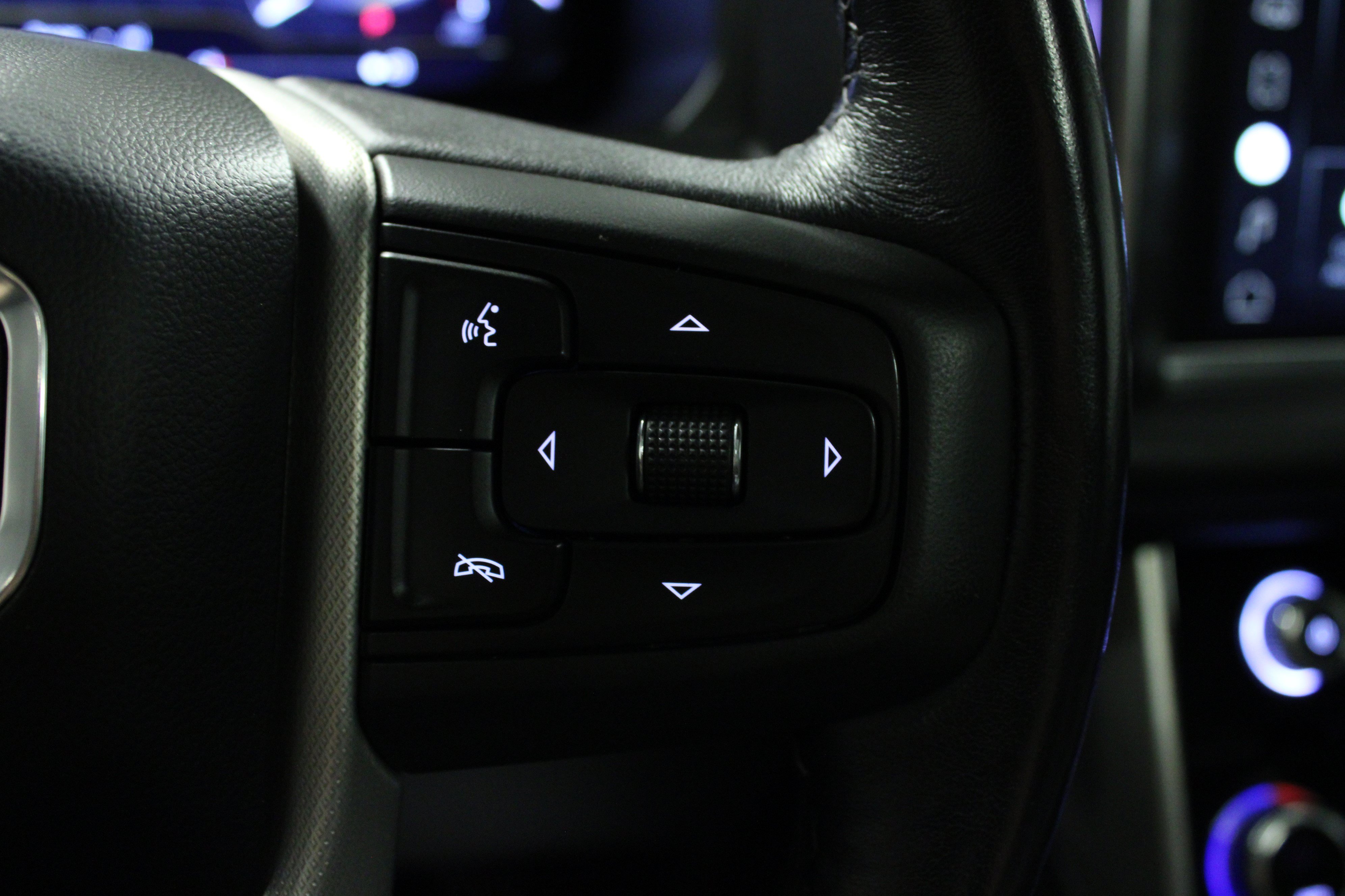 Used 2022 GMC Yukon Denali AWD/4WD image 22