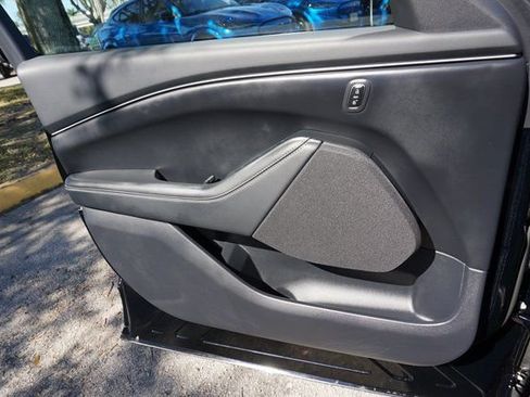 Used 2025 Ford Mustang Mach-E Select image 26