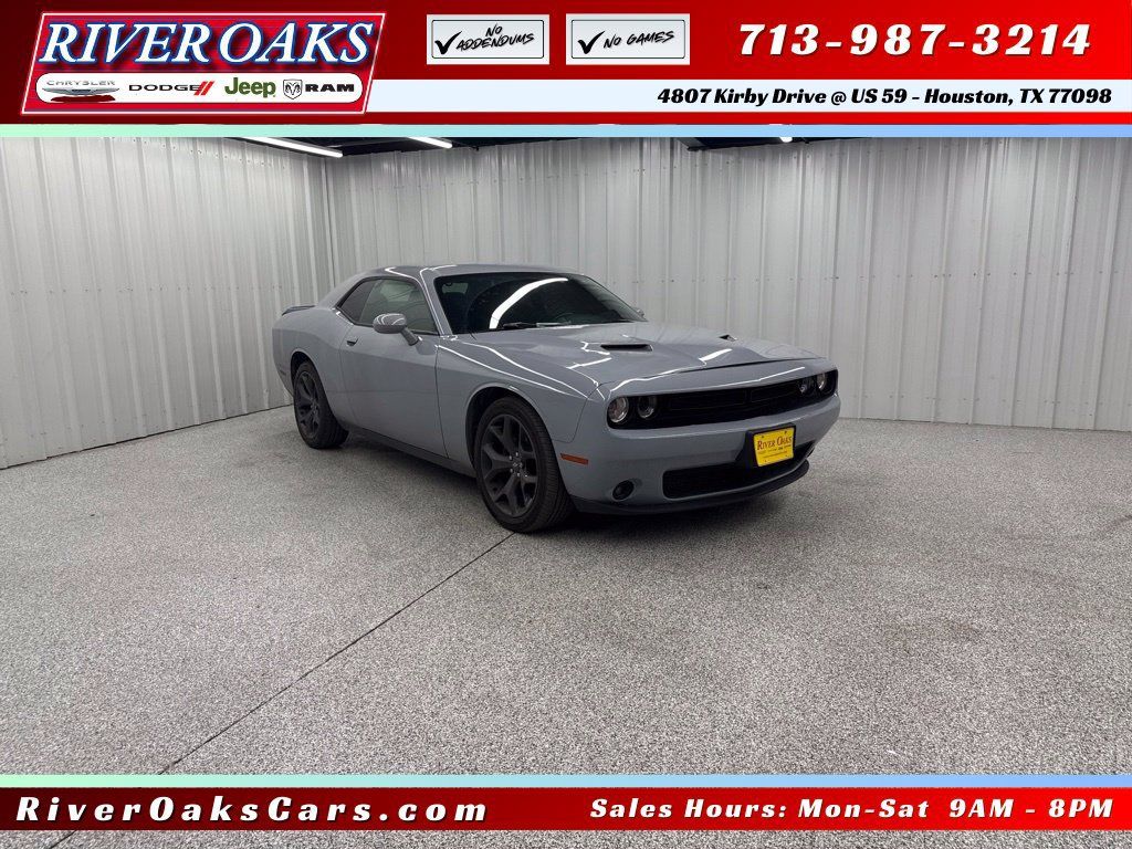 Used 2020 Dodge Challenger SXT w/ Blacktop Package RWD image 1