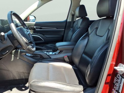 Used 2023 Kia Telluride S AWD/4WD image 15