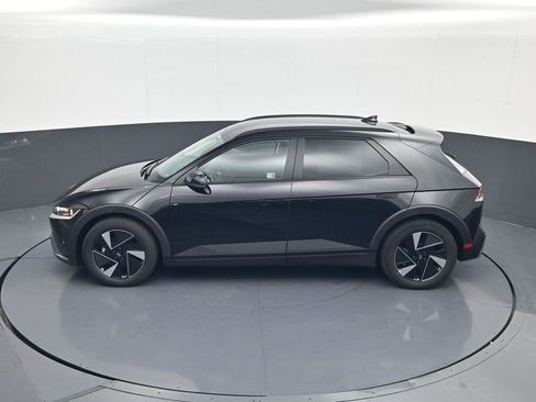 New 2025 Hyundai Ioniq 5 SEL image 20