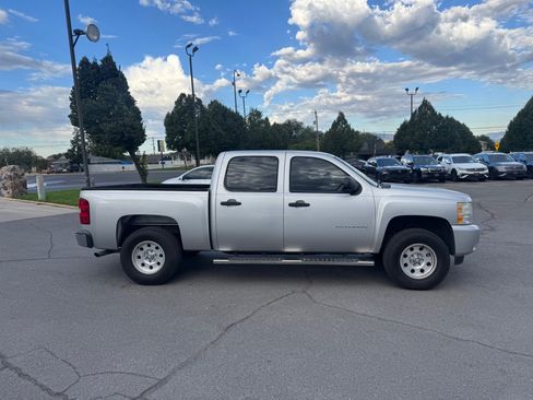 Used 2011 Chevrolet Silverado 1500 LT w/ All-Star Edition AWD/4WD image 6