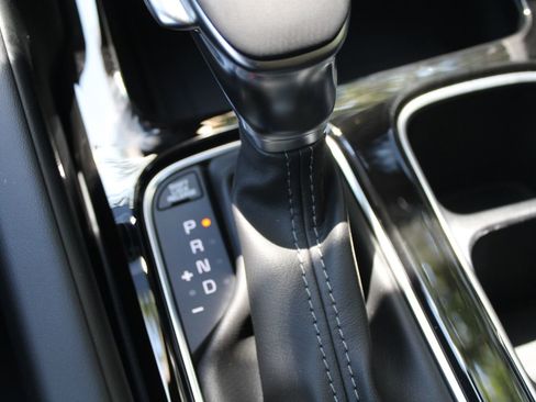 New 2025 Kia Telluride S image 32