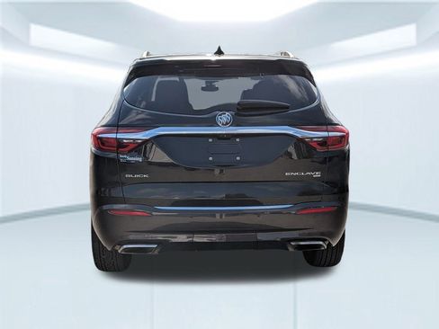 Used 2018 Buick Enclave Avenir w/ Avenir Technology Package image 5