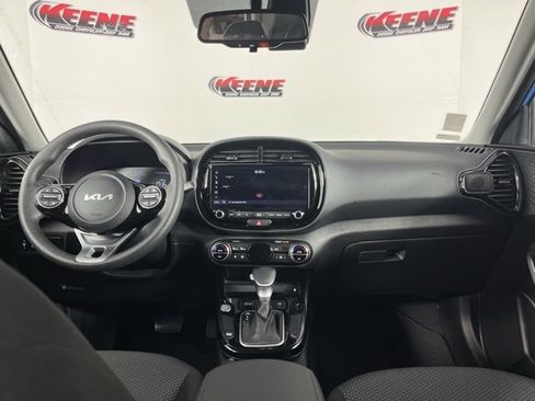 Used 2024 Kia Soul S image 13