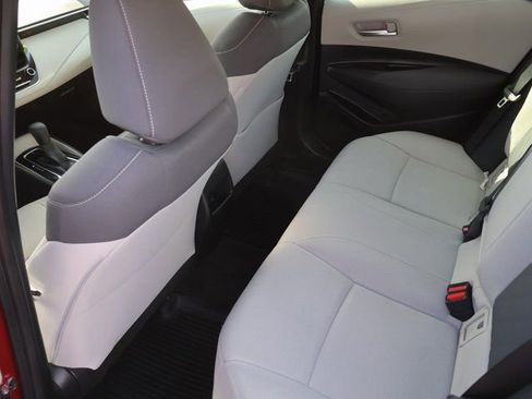 Used 2020 Toyota Corolla LE w/ LE Convenience Package image 10