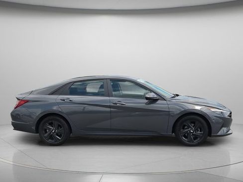 Certified 2023 Hyundai Elantra SEL w/ Cargo Package FWD image 9