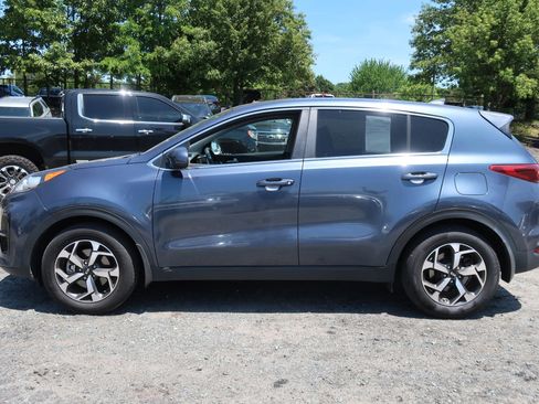 Used 2020 Kia Sportage LX FWD image 18