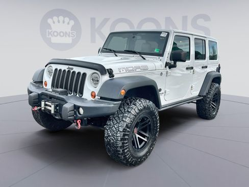 Used 2013 Jeep Wrangler Unlimited Sahara image 1