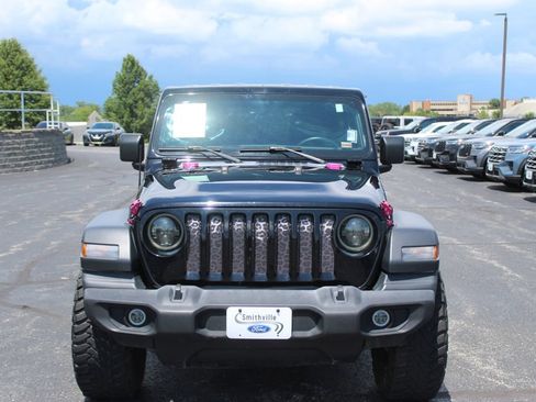 Used 2018 Jeep Wrangler Unlimited Sport S AWD/4WD image 9