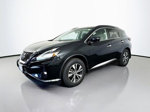 Used 2019 Nissan Murano SV w/ Premium Package AWD/4WD image 2