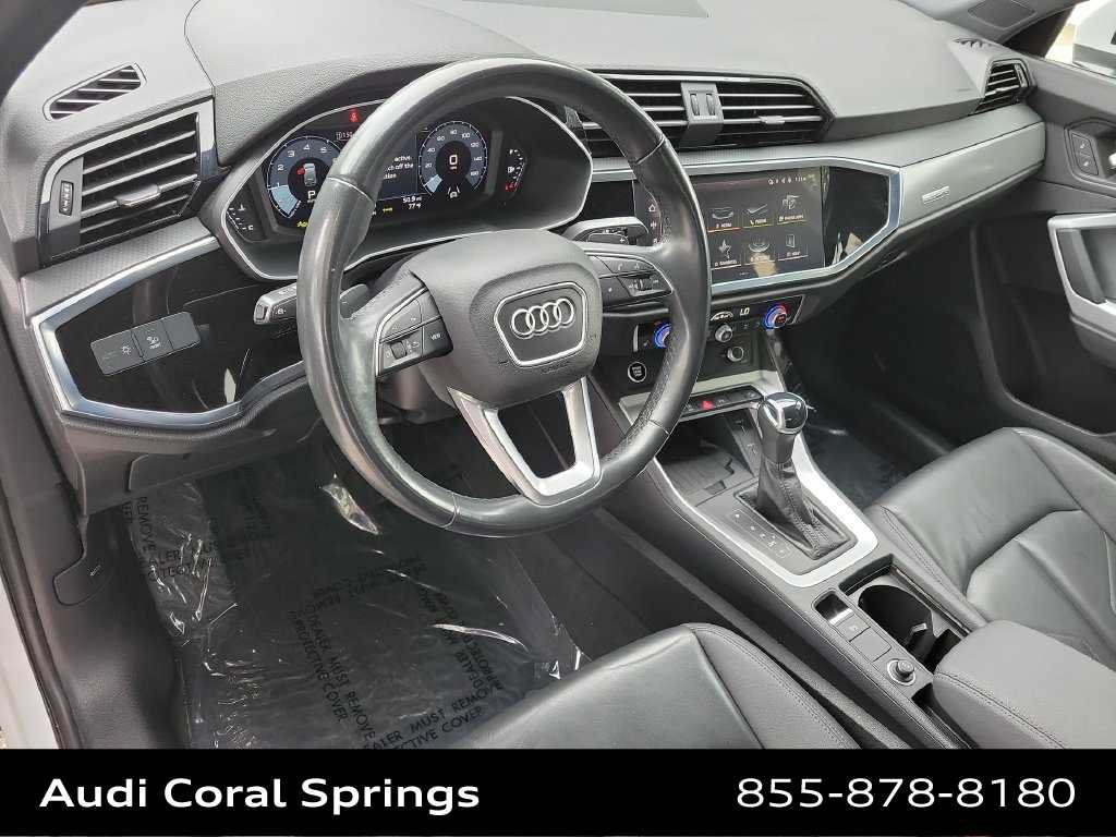 Certified 2024 Audi Q3 2.0T Premium w/ Convenience Package AWD/4WD image 10