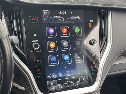 Used 2025 Subaru Outback Premium image 6