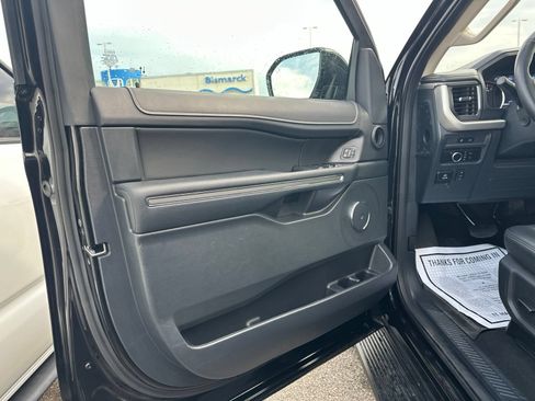 Used 2024 Ford Expedition Max XLT AWD/4WD image 17