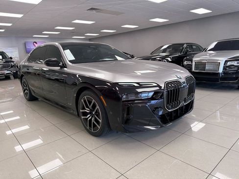 Used 2024 BMW 740i w/ Premium Package RWD image 47