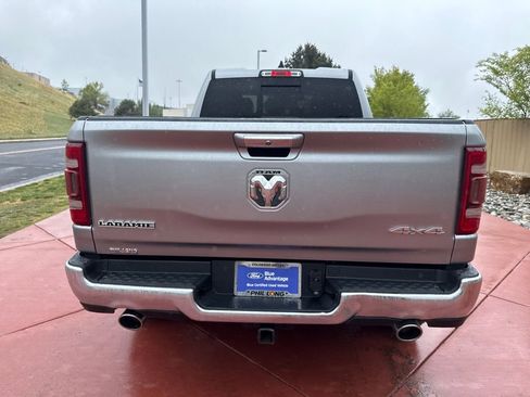 Used 2019 RAM 1500 Laramie AWD/4WD image 7