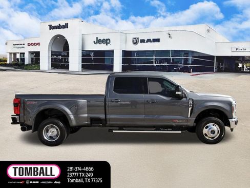 Used 2024 Ford F350 Lariat w/ FX4 Off-Road Package image 8
