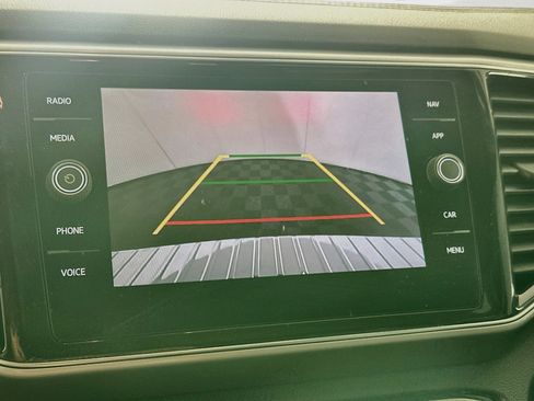 Used 2019 Volkswagen Atlas SEL FWD image 23