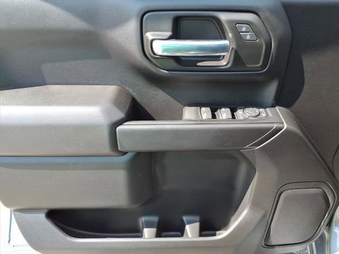 Used 2026 Chevrolet Silverado 1500 Custom image 15