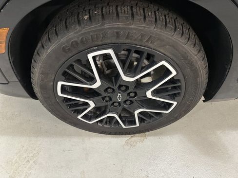 Used 2023 Chevrolet Blazer RS w/ Driver Confidence II Package image 11